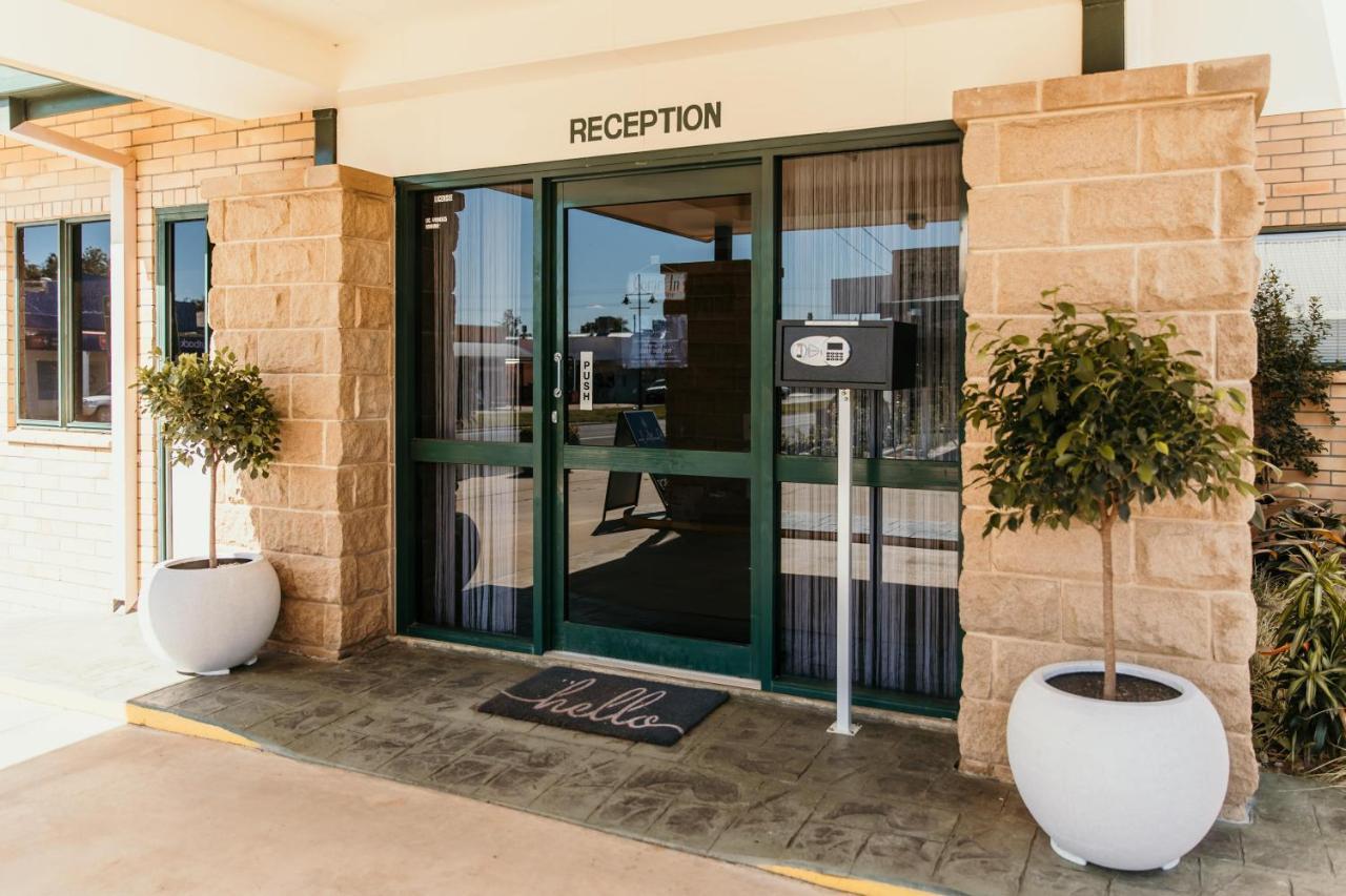Oasis Motor Inn Blackall Extérieur photo