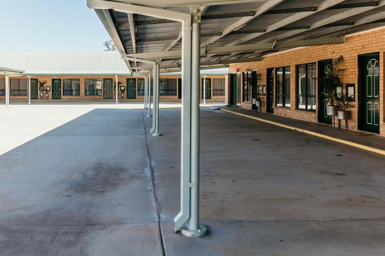 Oasis Motor Inn Blackall Extérieur photo